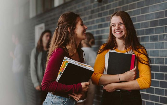Freshman Year Sucks — Here's How To Thrive Freshman Year Sucks — Here's How To Thrive