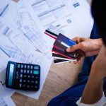 How to Avoid Credit Card Debt in College